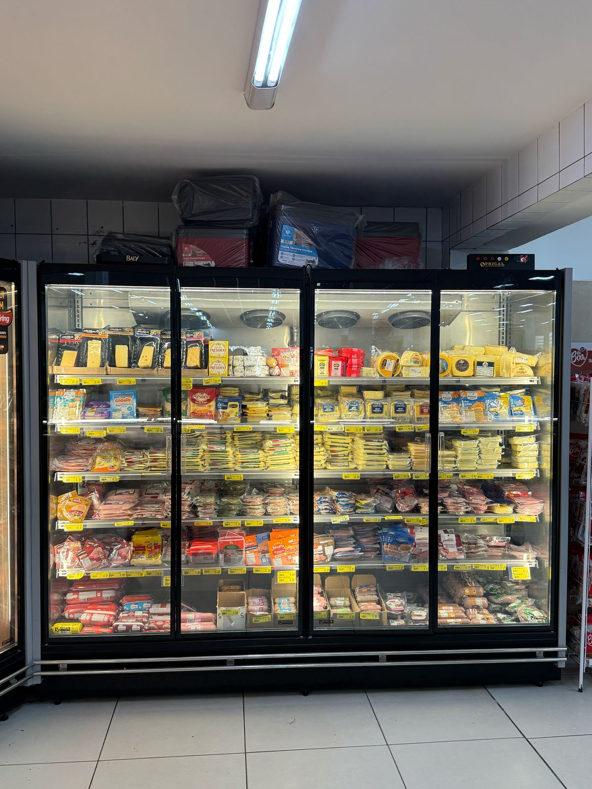 whatsapp-image-2025-02-24-at-08-38-37